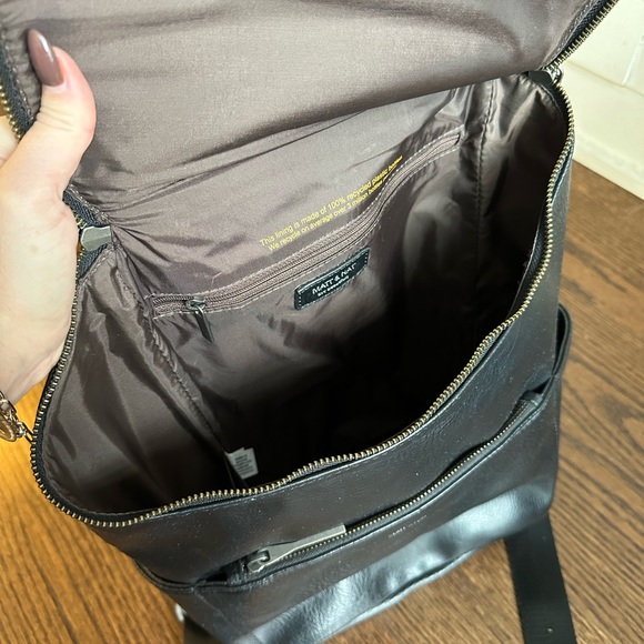 Matt & Nat Vegan Leather Backpack - Picture 3 of 3